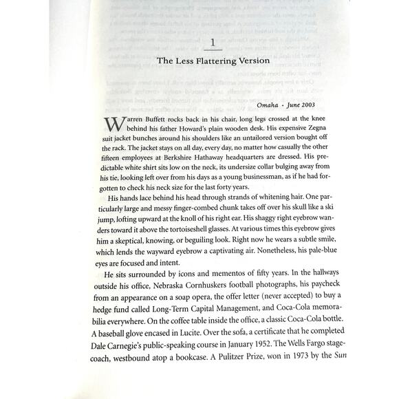 The Snowball Warren Buffett Biography by Alice Schroeder Hardcover 2008 Bantam - Picture 6 of 8